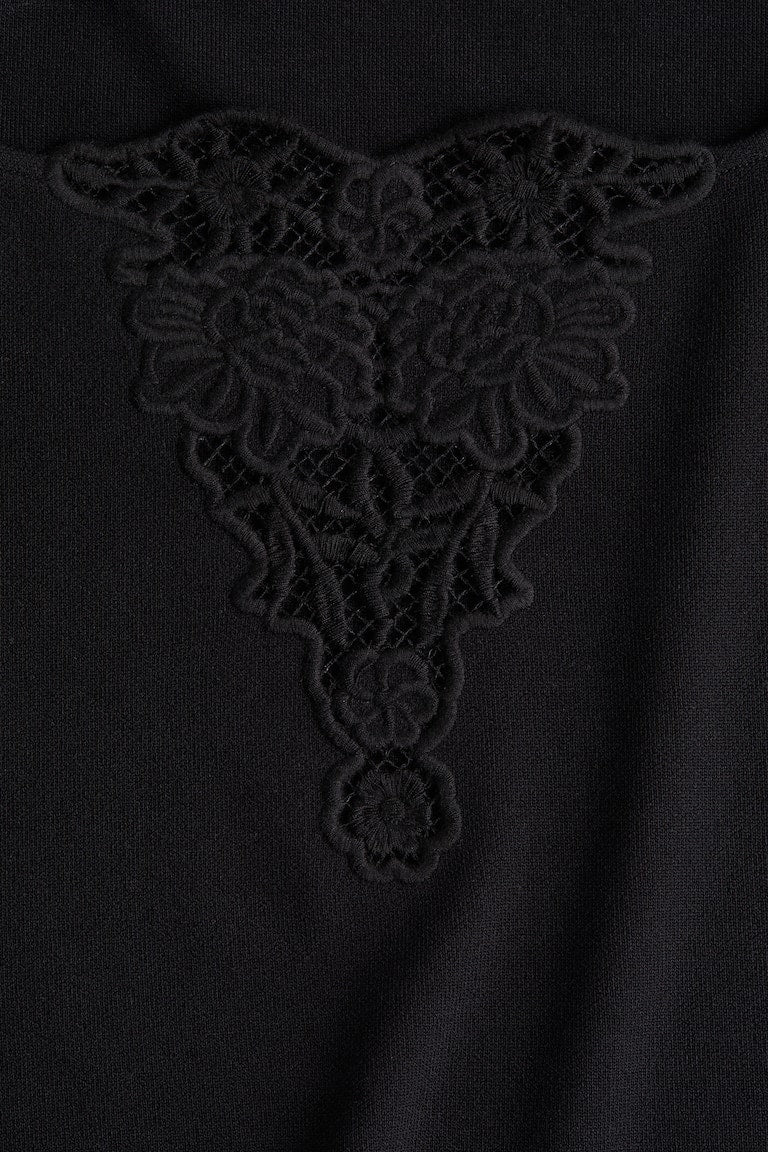 Broderie Anglaise-Detail Top