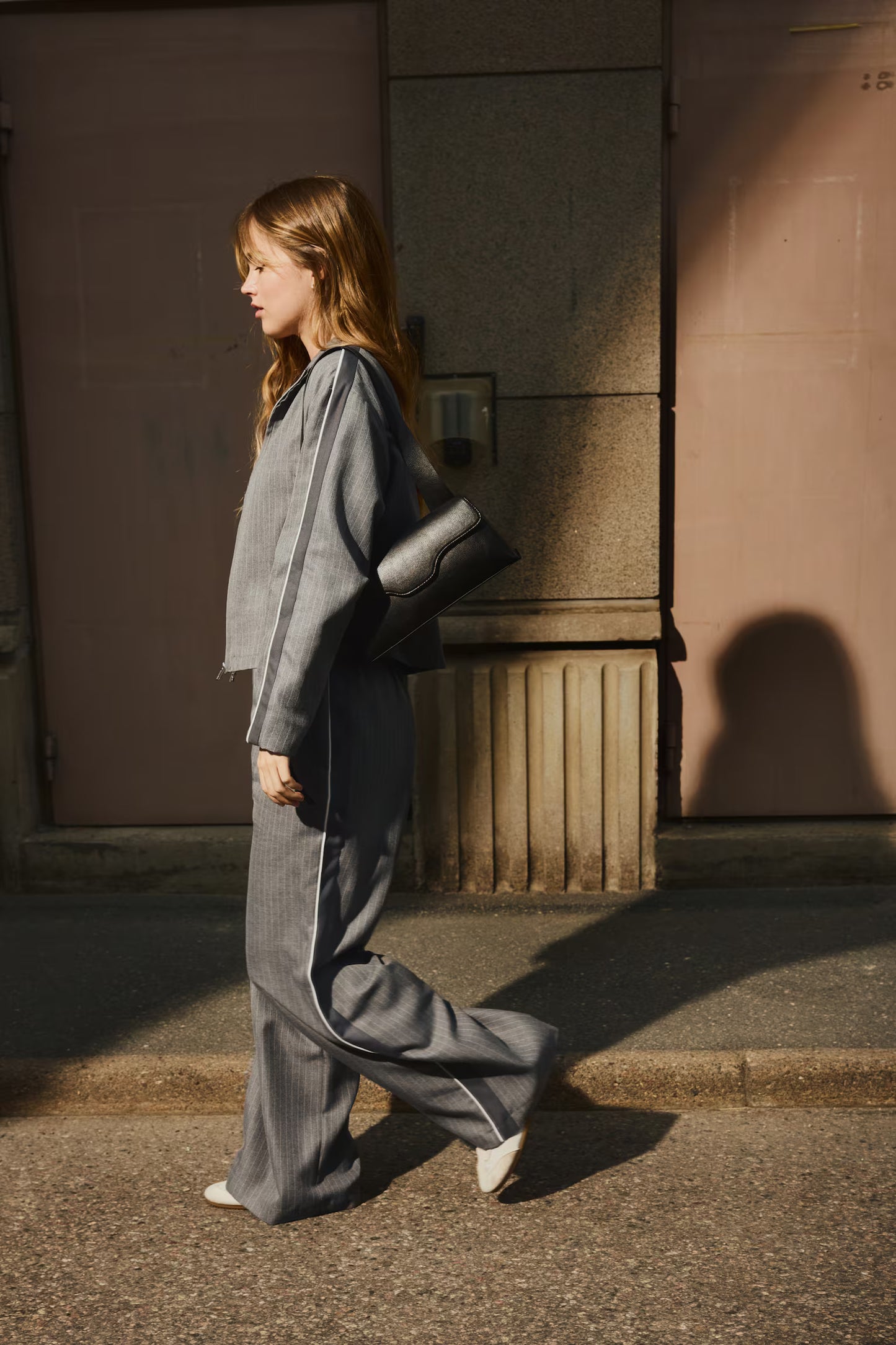 Wide drawstring trousers